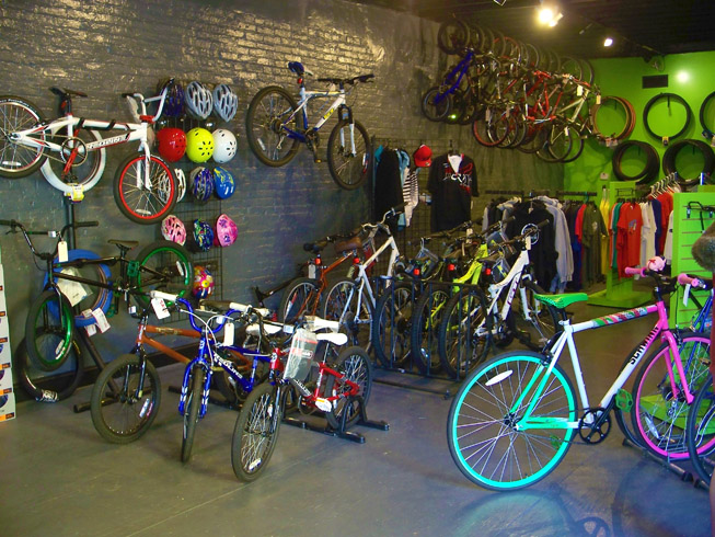 complete bicycles for sale at Fizz’s Bike Shop in Indiana’s Madison Historic District, 311 West Street, Madison Indiana 47250