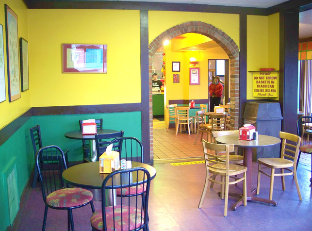 Enterance dining area at the Red Pepper, Deli, Cafe, Catering and Pizza, 902 W. Main Street, Madison Indiana 47250, 812-265-3354.